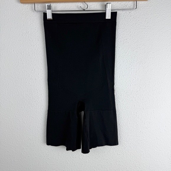 SPANX Sculpt OnCore On Core High Waist Mod Anthony Shorts Shapewear Sculpting S - Picture 4 of 9